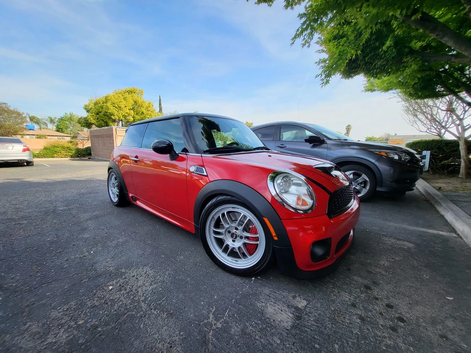 2009 Mini Mini John Cooper Works 2nd Gen - Image 11 of 31