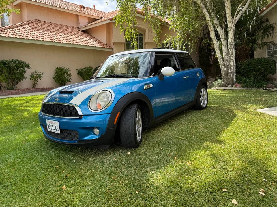 2009 Mini Mini 2nd Gen - Image 10 of 12