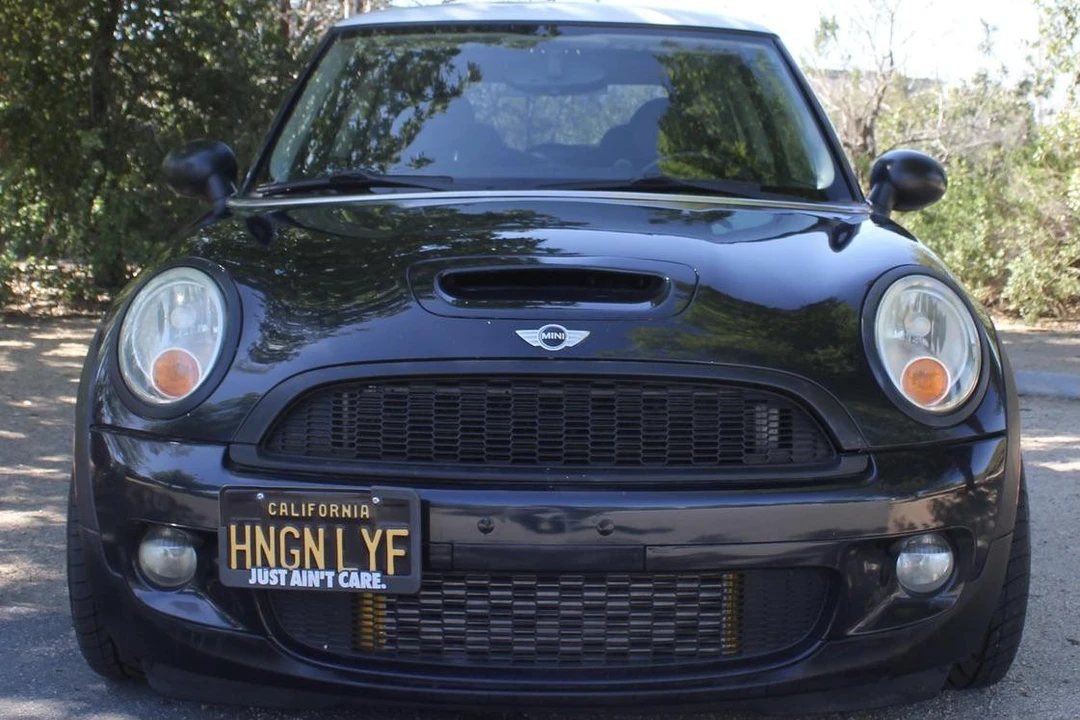 2009 Mini Mini 2nd Gen - Image 2 of 5
