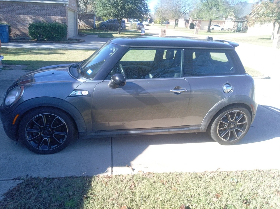 2009 Mini Mini 2nd Gen - Image 3 of 12