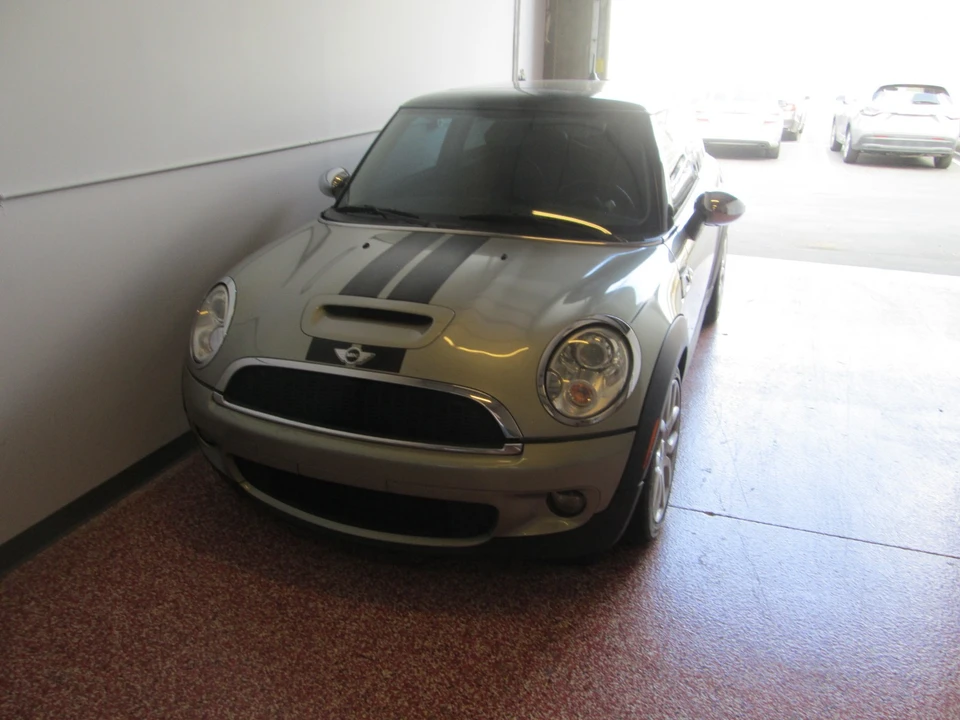 2009 Mini Mini 2nd Gen - Image 10 of 12