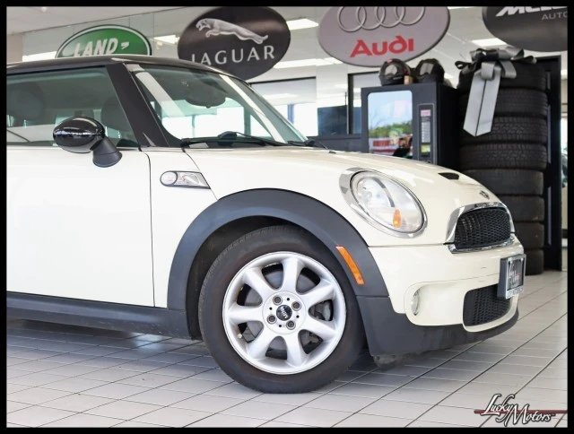 2009 Mini Mini 2nd Gen - Image 2 of 26
