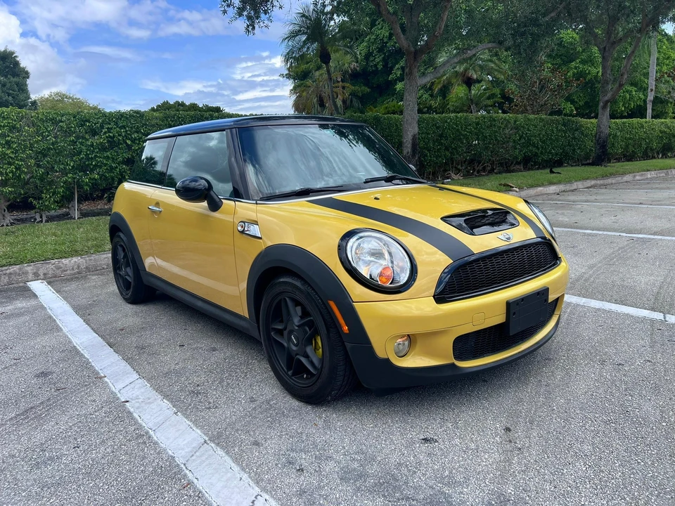 2009 Mini Mini 2nd Gen - Image 14 of 31