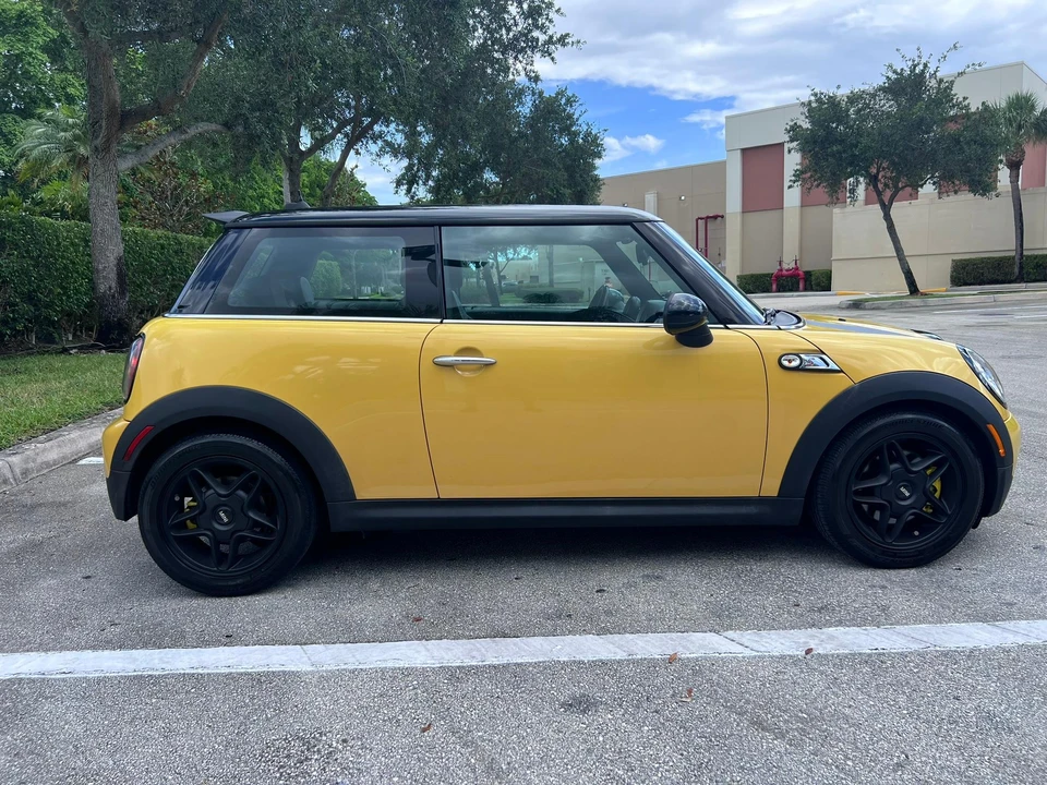 2009 Mini Mini 2nd Gen - Image 13 of 31