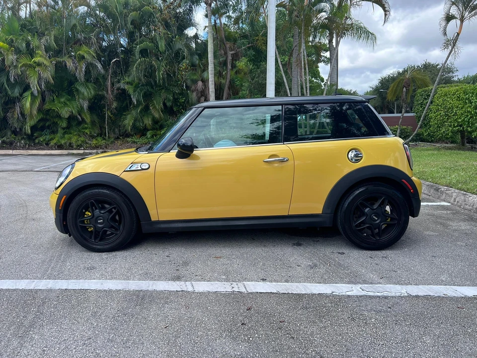 2009 Mini Mini 2nd Gen - Image 8 of 31