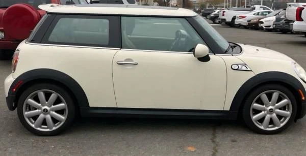 2009 Mini Mini 2nd Gen - Image 3 of 4