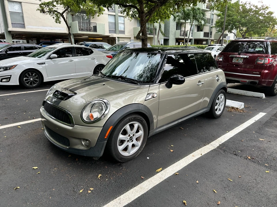 2009 Mini Mini 2nd Gen - Image 12 of 12