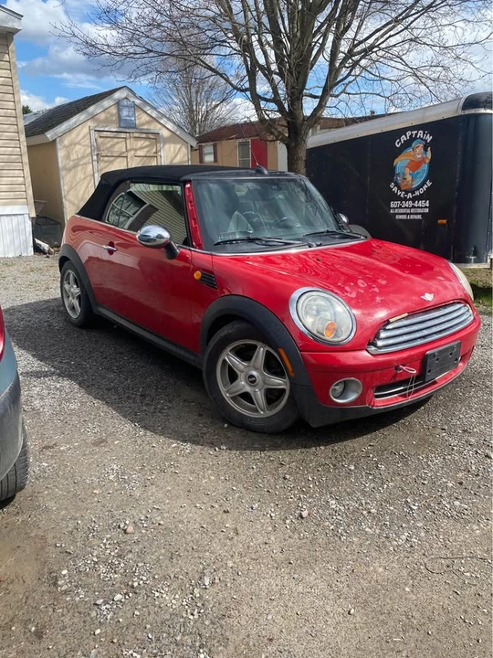 2009 Mini Mini 2nd Gen - Image 2 of 4