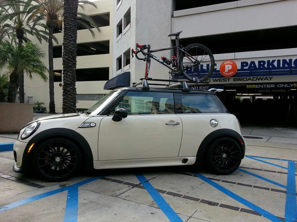 2009 Mini Mini John Cooper Works 2nd Gen - Image 3 of 19