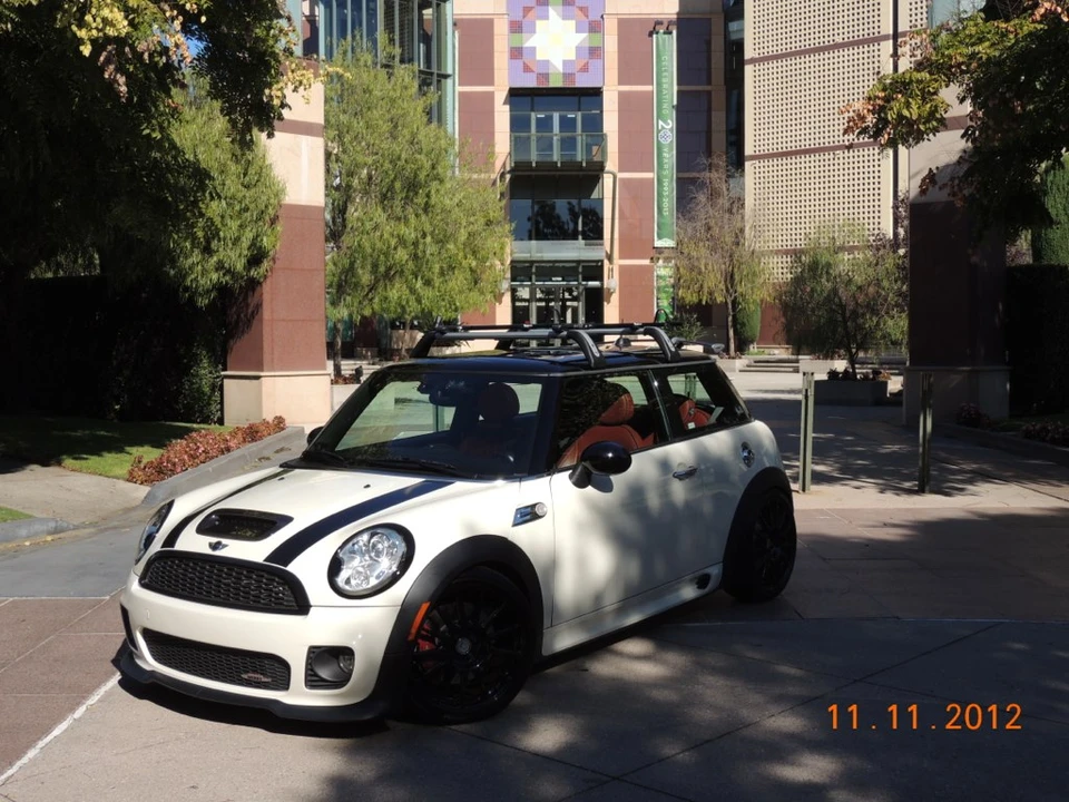 2009 Mini Mini John Cooper Works 2nd Gen - Image 16 of 19