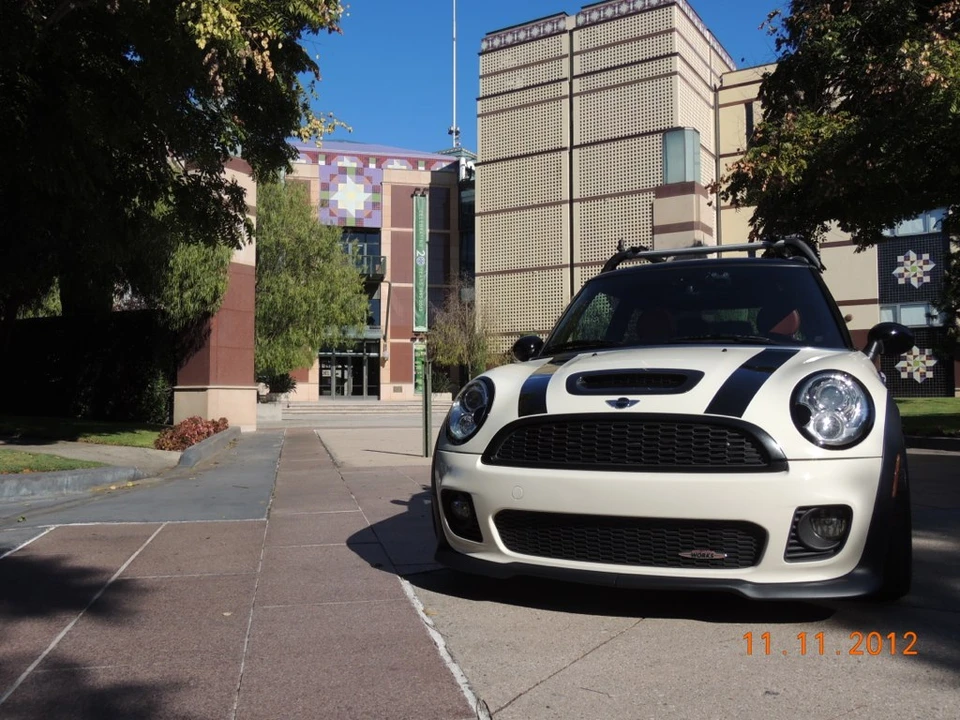 2009 Mini Mini John Cooper Works 2nd Gen - Image 12 of 19