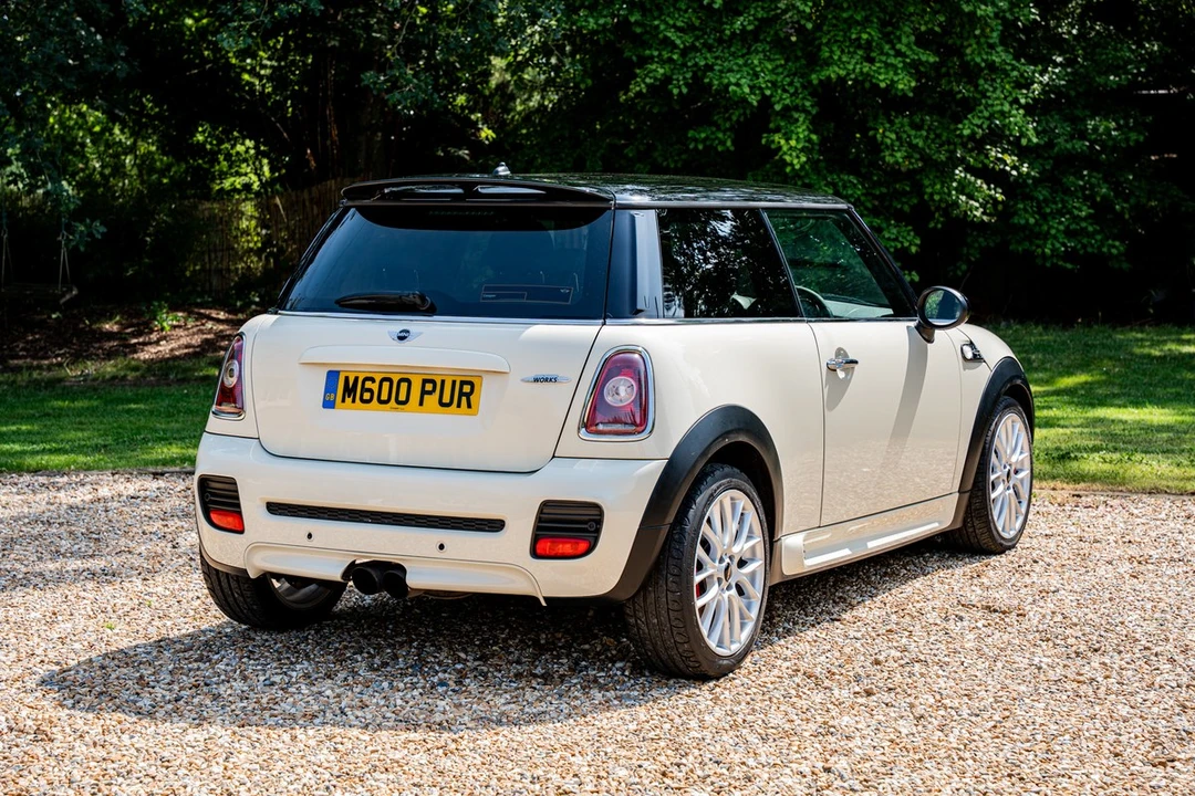 2009 Mini Mini John Cooper Works 2nd Gen - Image 13 of 30