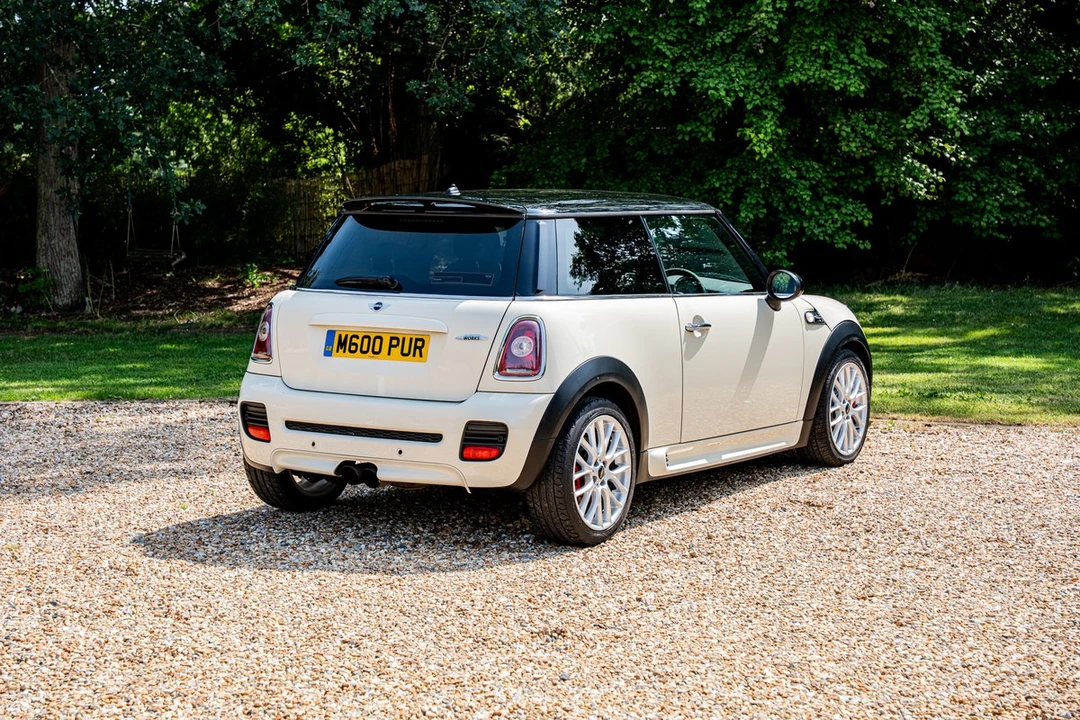 2009 Mini Mini John Cooper Works 2nd Gen - Image 14 of 30