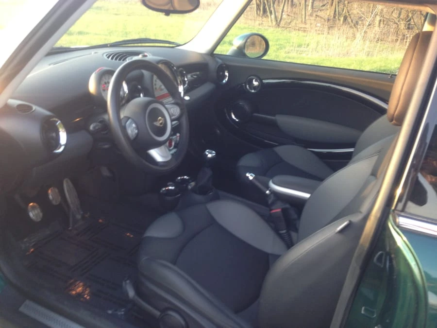 2009 Mini Mini 2nd Gen - Image 4 of 6