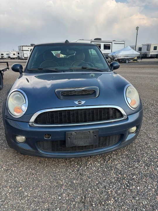 2009 Mini Mini 2nd Gen - Image 2 of 9