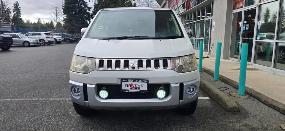 2009 Mitsubishi Delica 5th Gen - Image 3 of 20