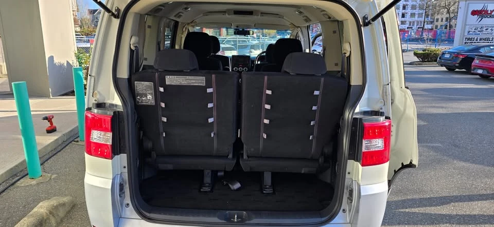 2009 Mitsubishi Delica 5th Gen - Image 12 of 20