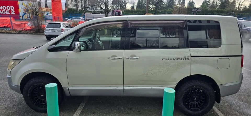 2009 Mitsubishi Delica 5th Gen - Image 5 of 20