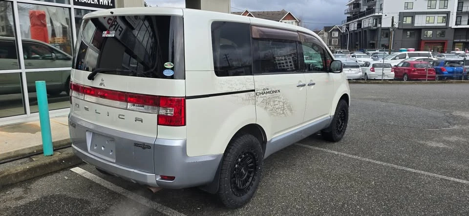 2009 Mitsubishi Delica 5th Gen - Image 8 of 20