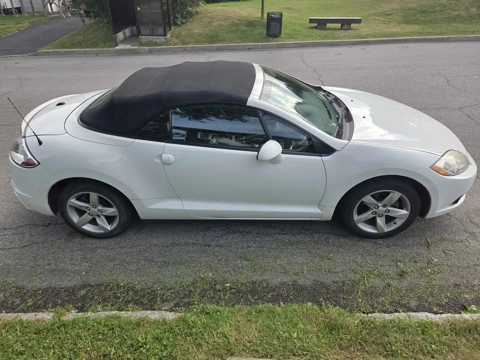 2009 Mitsubishi Eclipse 4th Gen - Image 4 of 4