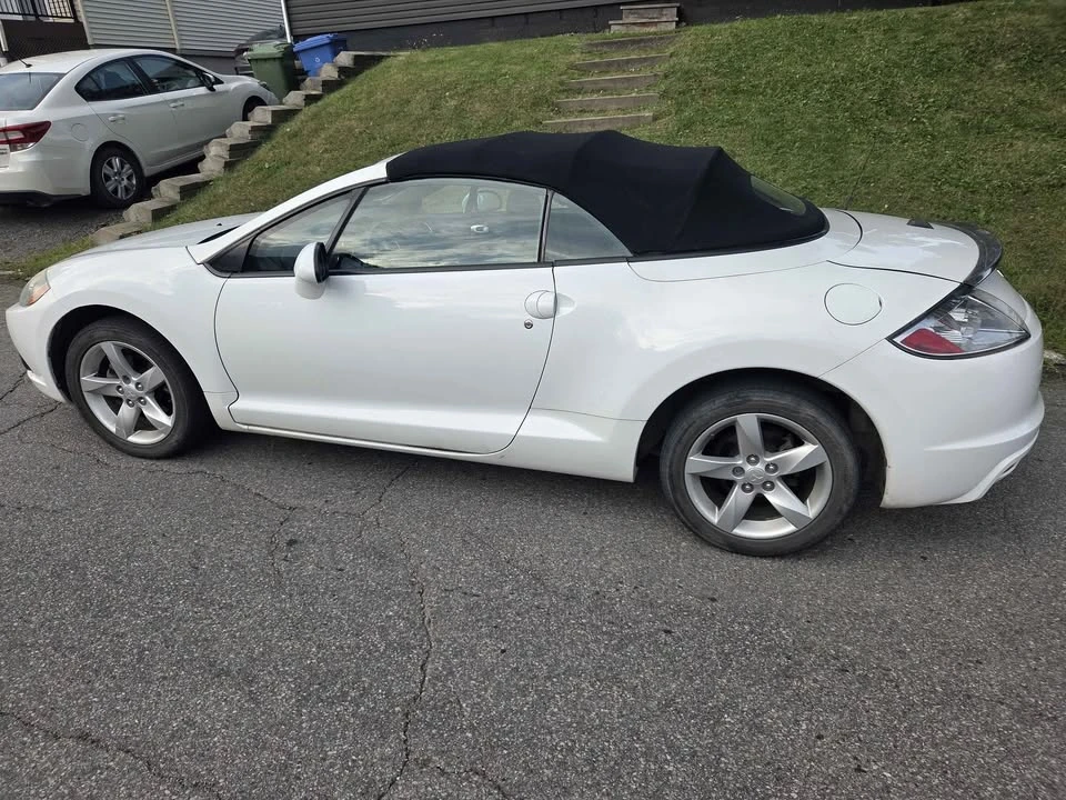 2009 Mitsubishi Eclipse 4th Gen - Image 3 of 4
