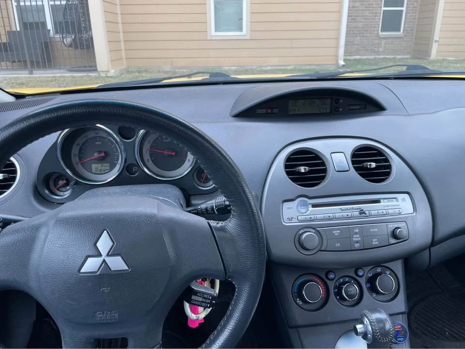 2009 Mitsubishi Eclipse 3rd Gen - Image 7 of 10