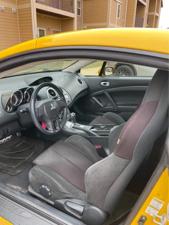 2009 Mitsubishi Eclipse 3rd Gen - Image 5 of 10