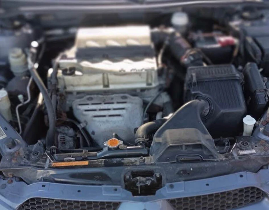 2009 Mitsubishi Eclipse 4th Gen - Image 2 of 3
