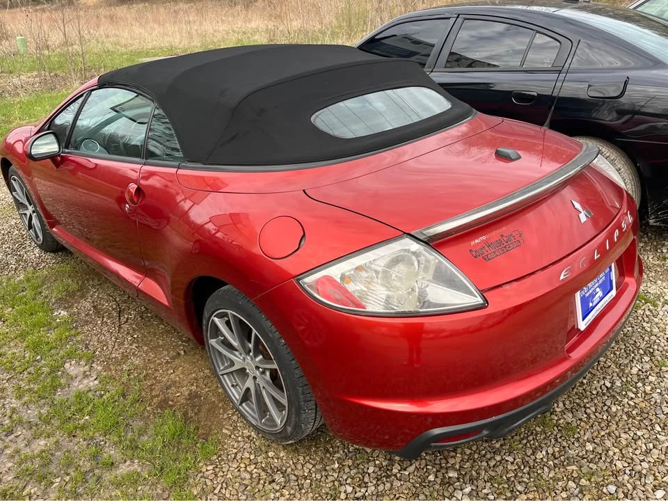 2009 Mitsubishi Eclipse - Image 4 of 5