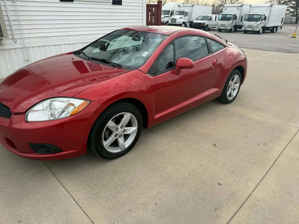 2009 Mitsubishi Eclipse 4th Gen - Image 2 of 16