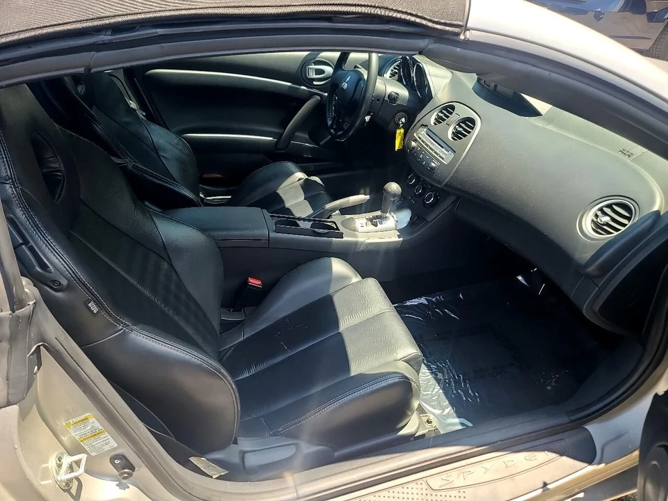 2009 Mitsubishi Eclipse 4th Gen - Image 12 of 17