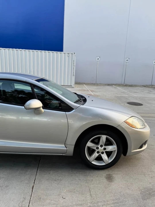 2009 Mitsubishi Eclipse 4th Gen - Image 10 of 14