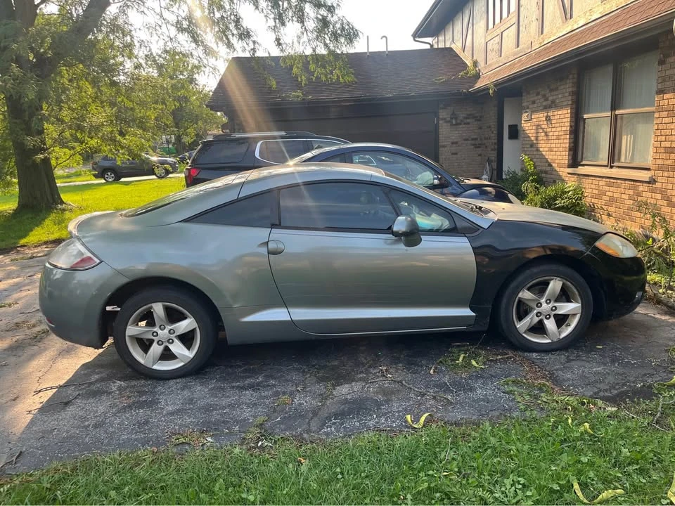 2009 Mitsubishi Eclipse 4th Gen - Image 2 of 6