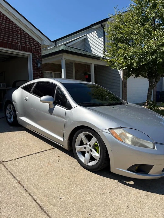 2009 Mitsubishi Eclipse 4th Gen - Image 2 of 15