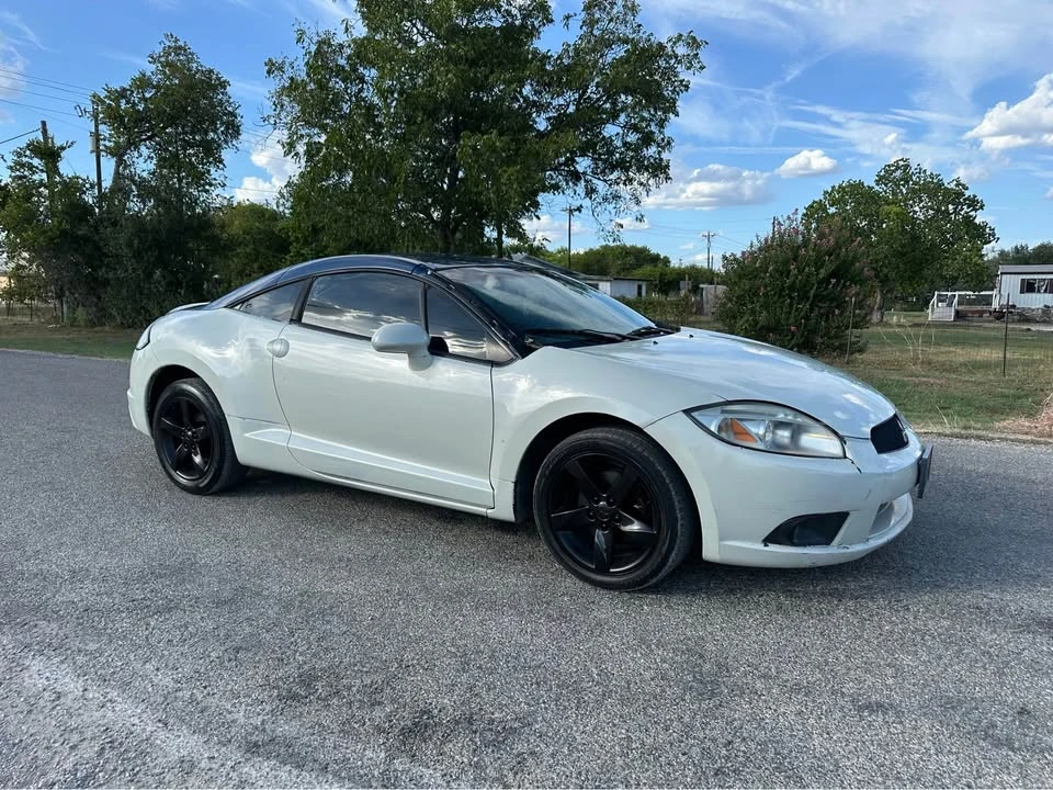 2009 Mitsubishi Eclipse 4th Gen - Image 5 of 11