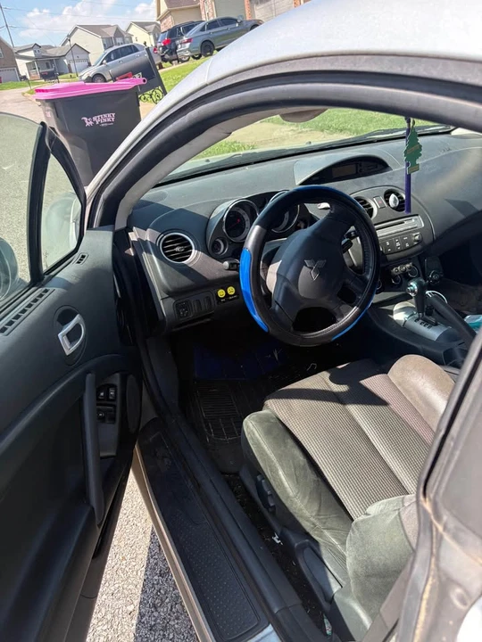 2009 Mitsubishi Eclipse 4th Gen - Image 4 of 4