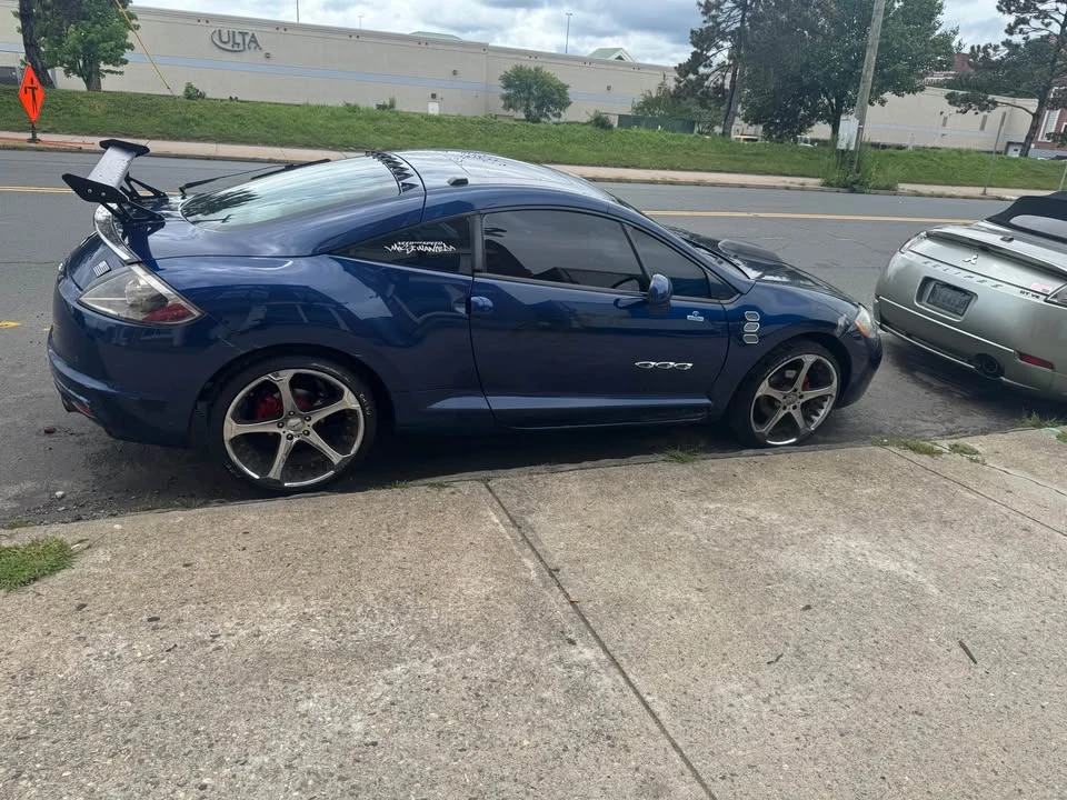 2009 Mitsubishi Eclipse 4th Gen - Image 3 of 5