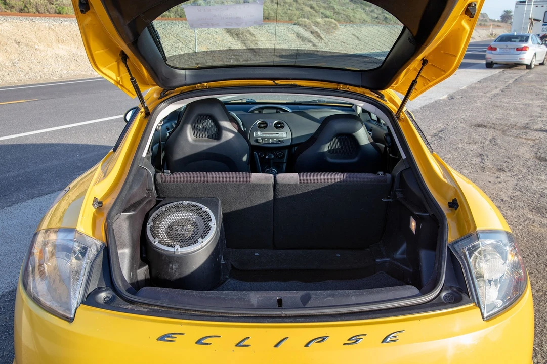 2009 Mitsubishi Eclipse 4th Gen - Image 4 of 11