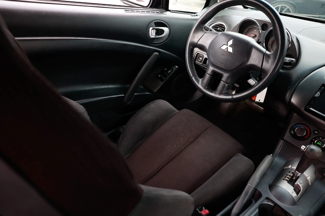 2009 Mitsubishi Eclipse 4th Gen - Image 20 of 21