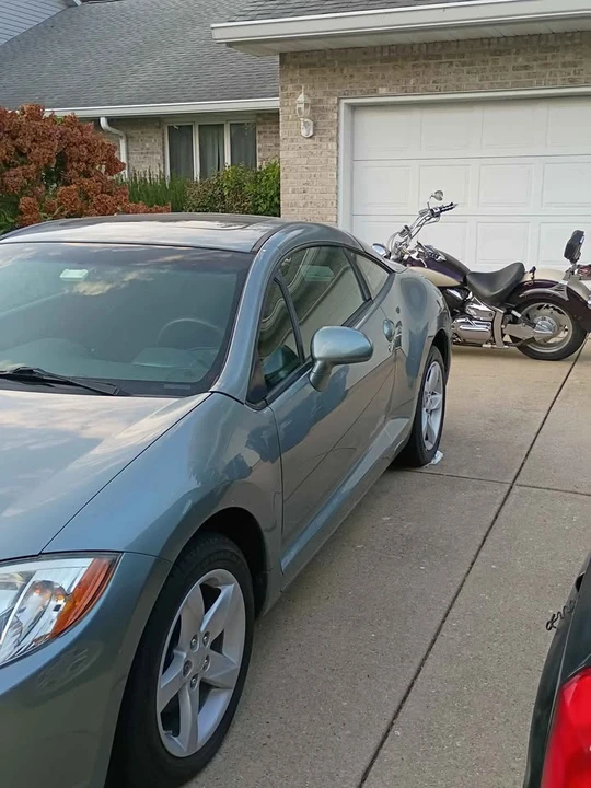 2009 Mitsubishi Eclipse 4th Gen - Image 3 of 10