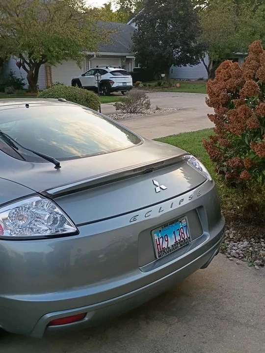 2009 Mitsubishi Eclipse 4th Gen - Image 5 of 10