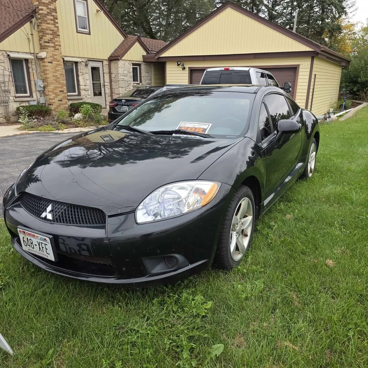 2009 Mitsubishi Eclipse 4th Gen - Image 2 of 10