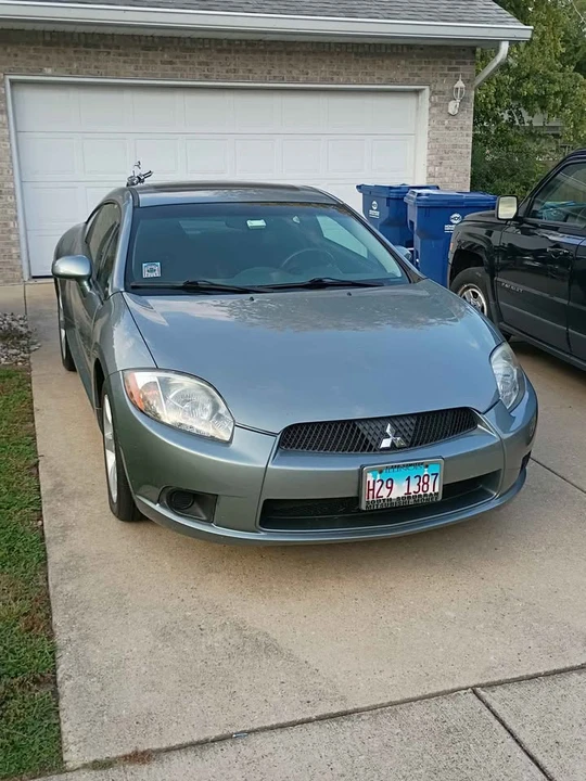 2009 Mitsubishi Eclipse 4th Gen - Image 2 of 10