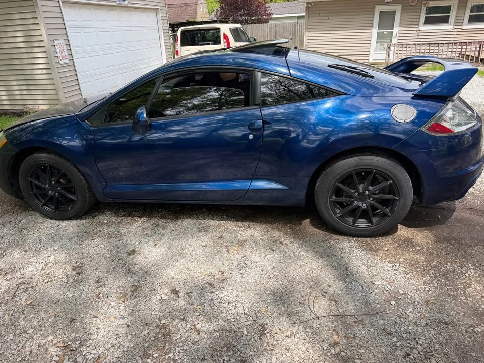 2009 Mitsubishi Eclipse 4th Gen - Image 4 of 13
