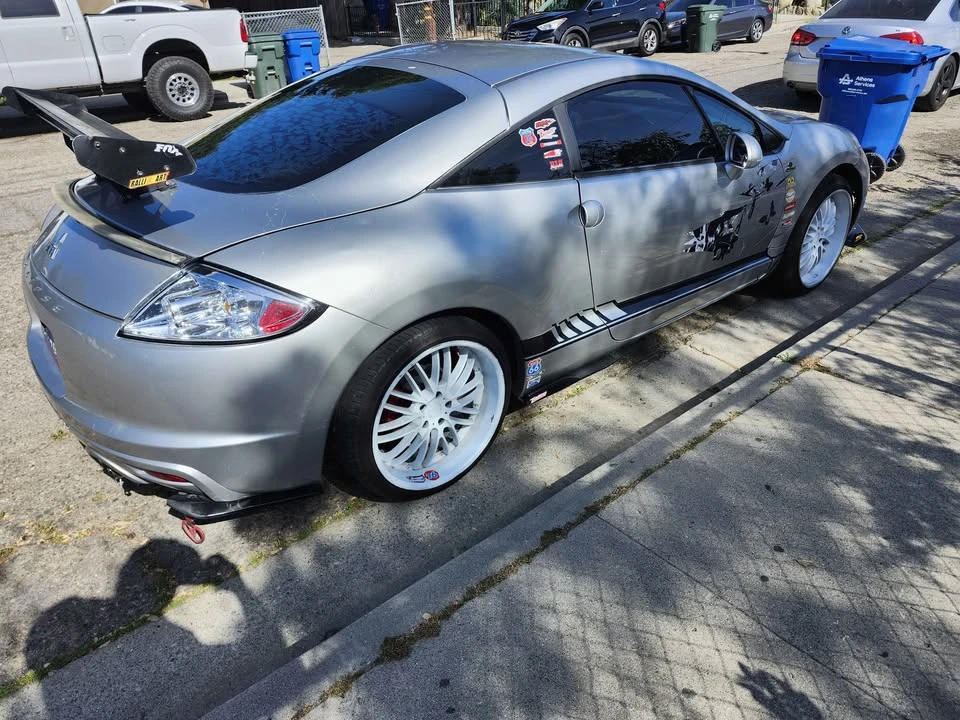 2009 Mitsubishi Eclipse 4th Gen - Image 2 of 10