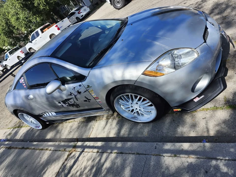 2009 Mitsubishi Eclipse 4th Gen - Image 3 of 10