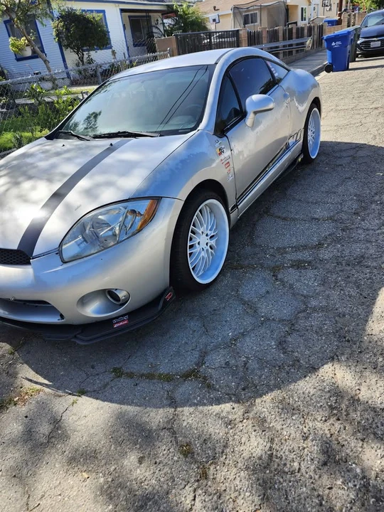 2009 Mitsubishi Eclipse 4th Gen - Image 6 of 10