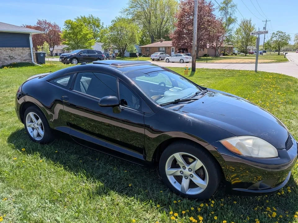 2009 Mitsubishi Eclipse 4th Gen - Image 2 of 10