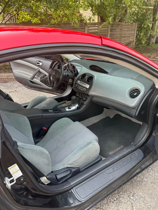 2009 Mitsubishi Eclipse 4th Gen - Image 10 of 17