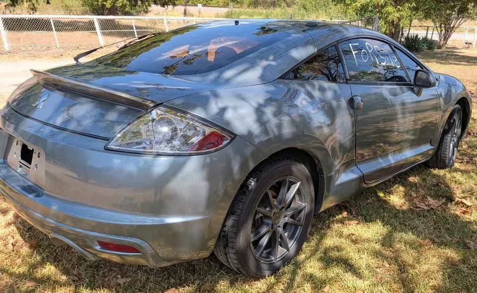 2009 Mitsubishi Eclipse 4th Gen - Image 4 of 6